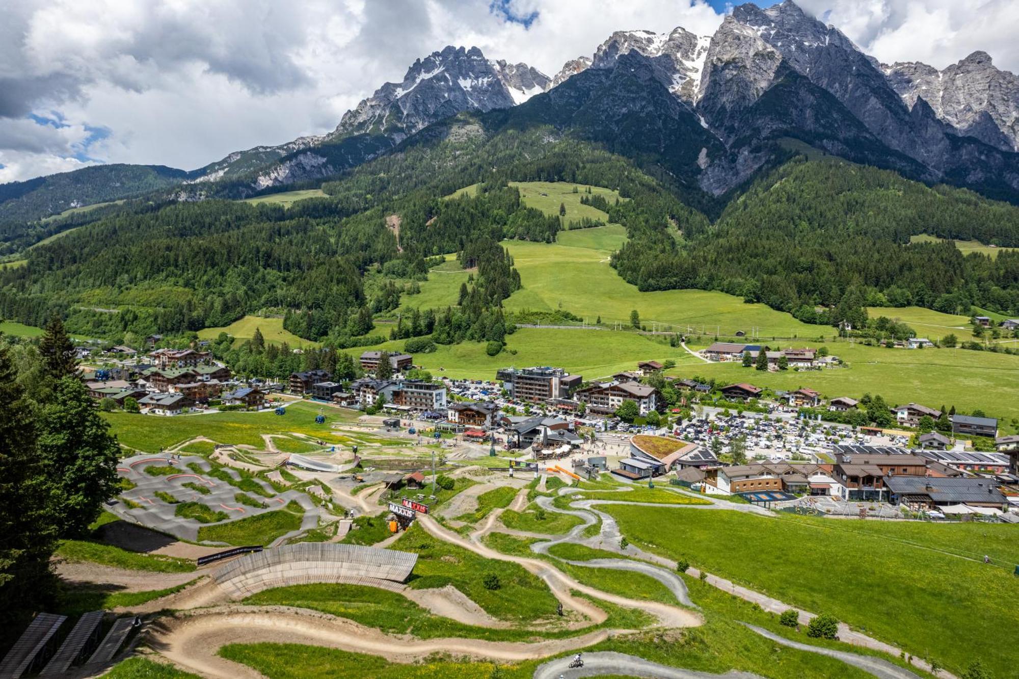 Hotel Salzburger Hof 레오강 외부 사진